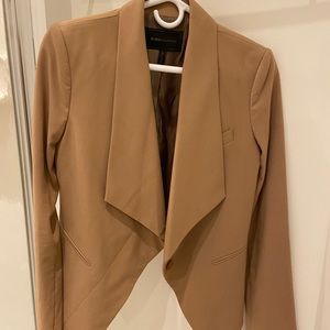 BCBG tan crop blazer